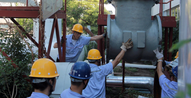 党业融合赋能企业⾼质量发展