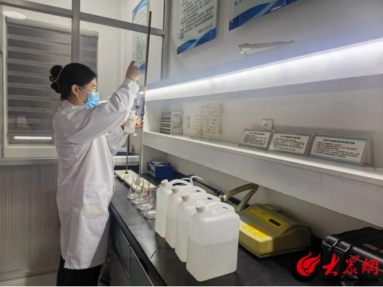 鄄润自来水：开学季护“水”忙 公司为校园饮水安全“把关”