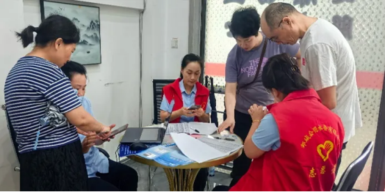 邹城公用水务：服务进社区 情暖湖畔铭居