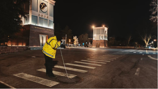 普利市政管网：“两会”护航，极寒攻坚——检漏排查保安全